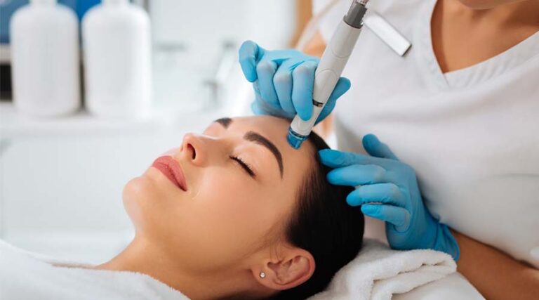 Best Skin Specialist in Trivandrum at AEKA Skin Care Clinic