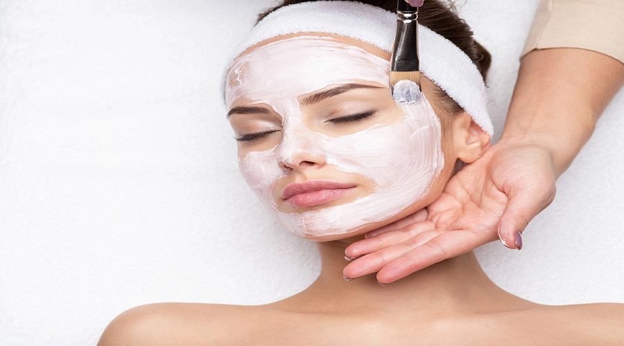 How Fire and Ice Facial Treatment Helps Combat Ageing and Dull Skin in Kerala