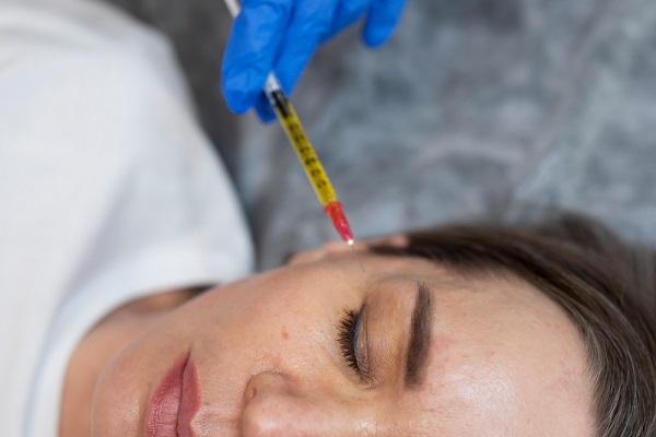 HOW PLATELET RICH PLASMA TREATMENT IN TRIVANDRUM HELPS REJUVENATE YOUR SKIN AND HAIR